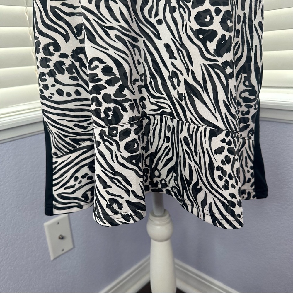 Tail Zebra Print Sleeveless Dress - Picture 3 of 8